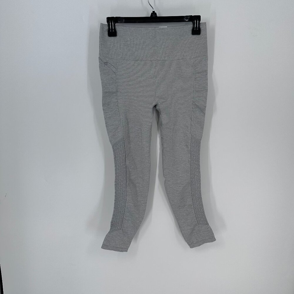 Women's Fabletics Sync Seamless High-Waisted 7/8 Legging M